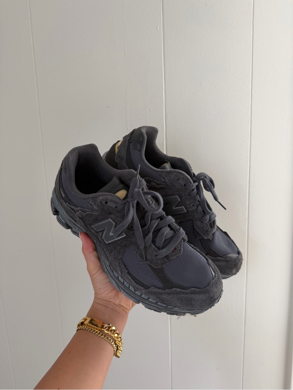 New Balance Men’s Dark Gray Suede & Nylon Sneakers